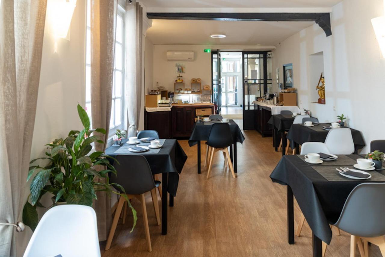 Best Western Le Comtadin Carpentras Bagian luar foto