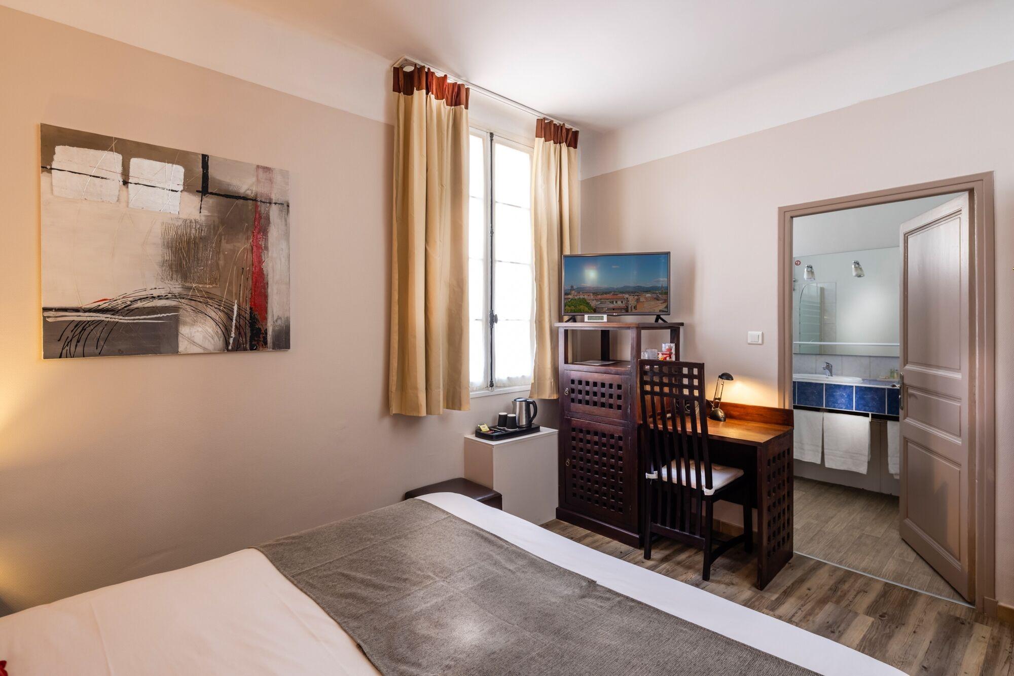 Best Western Le Comtadin Carpentras Bagian luar foto