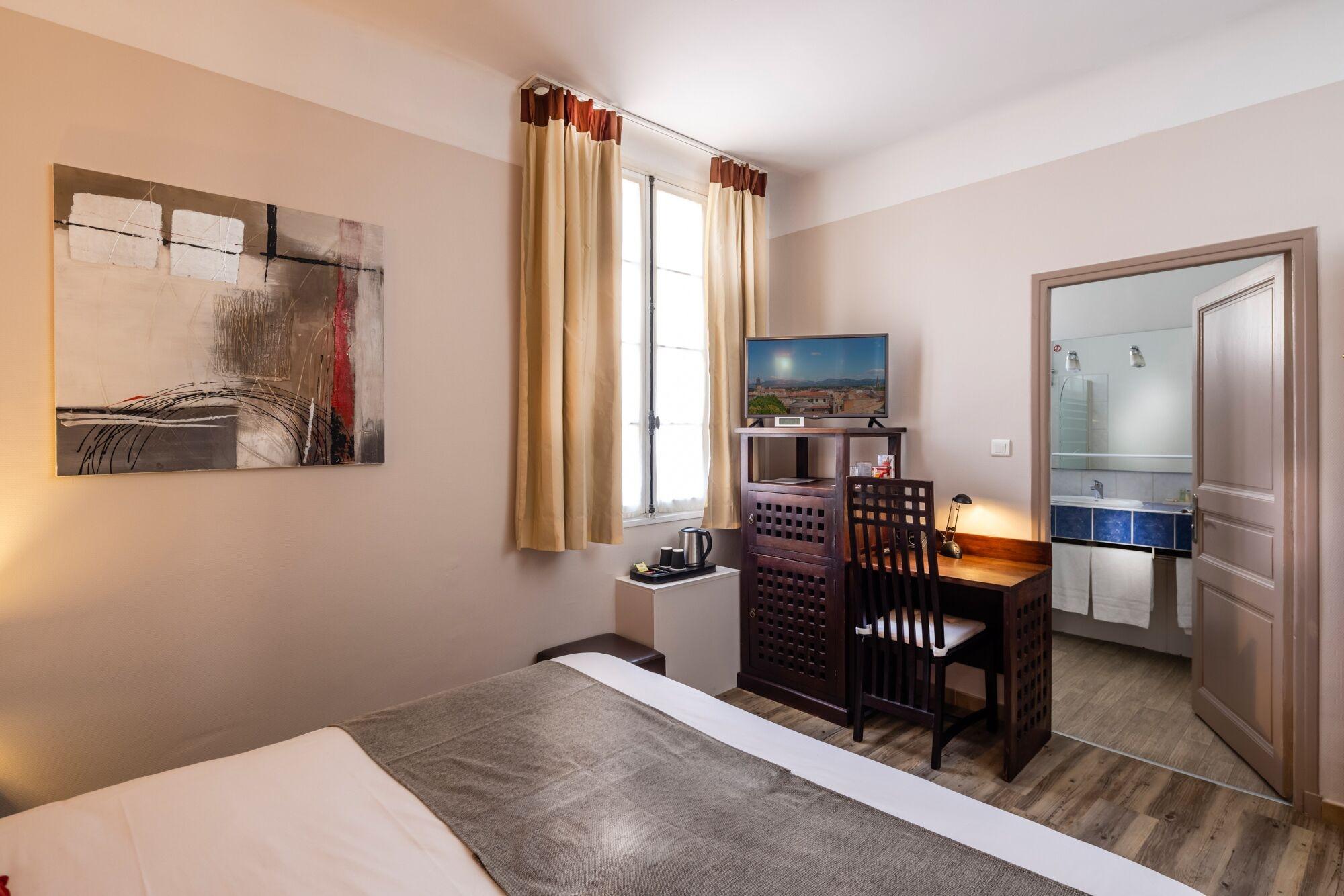 Best Western Le Comtadin Hotel Carpentras Bagian luar foto