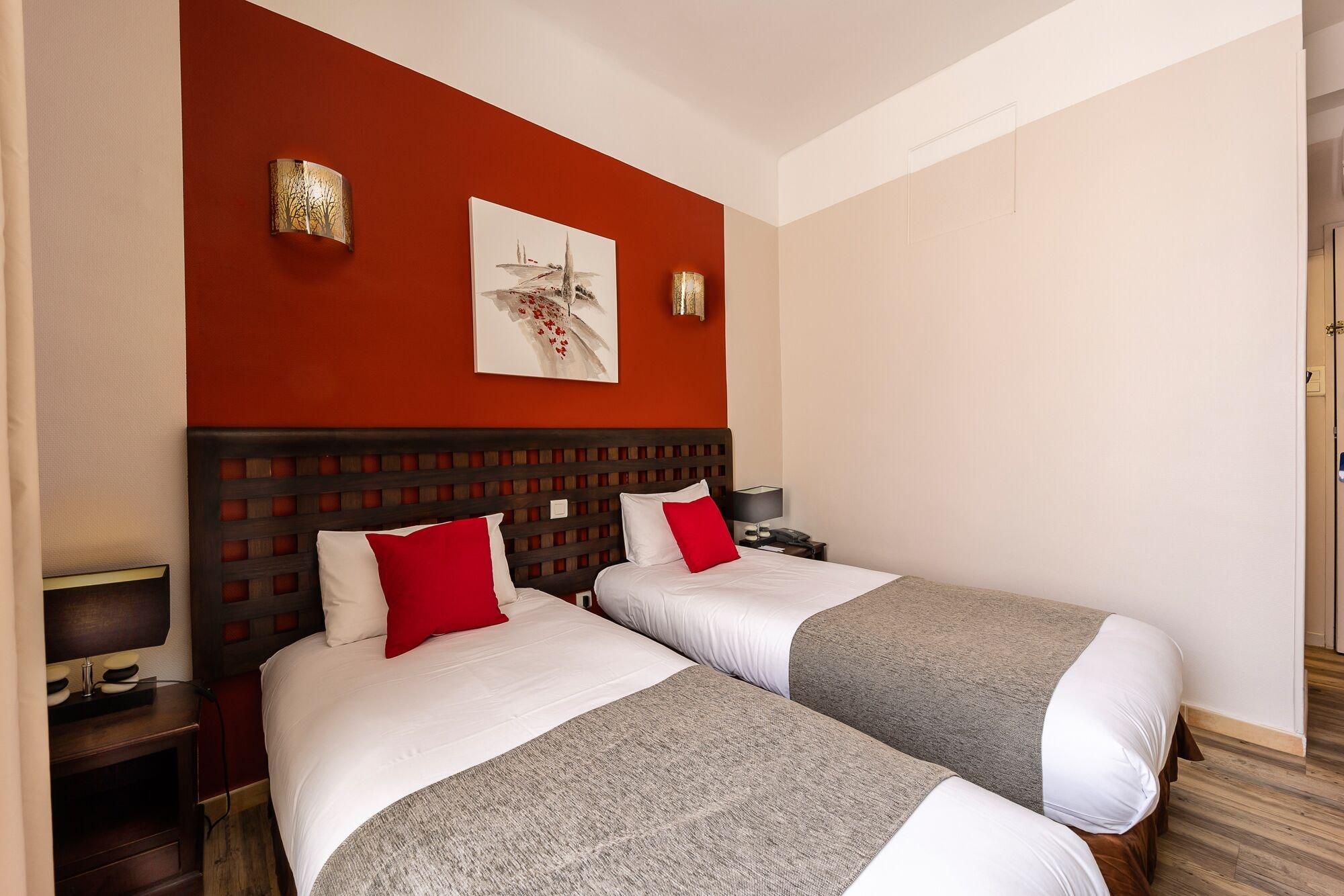 Best Western Le Comtadin Carpentras Bagian luar foto