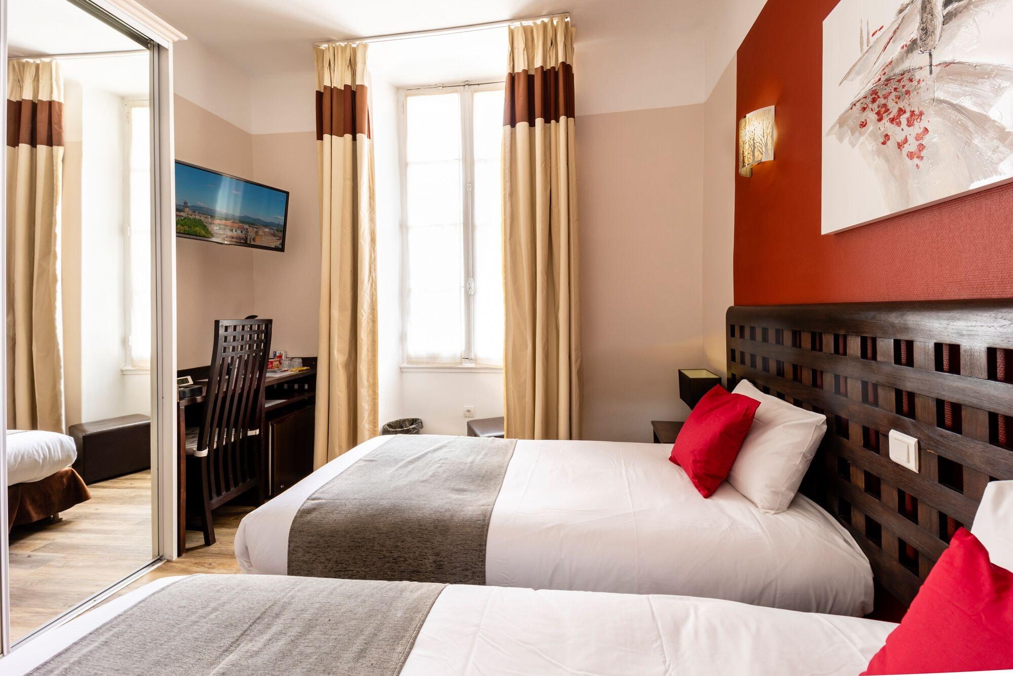 Best Western Le Comtadin Hotel Carpentras Bagian luar foto